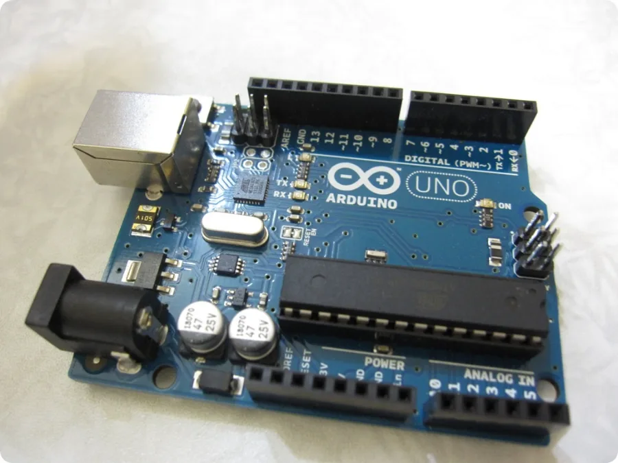 第5章 Arduino IDE 安裝與第一支程式：Blink、setup、loop 完整教學